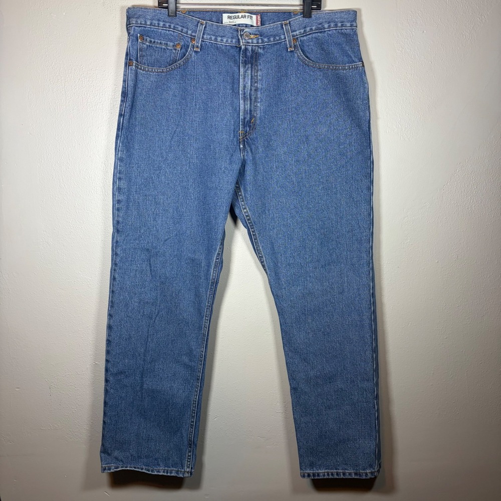 Levis 505 Regular Fit Jeans Mens 40x30 Medium Wash Blue Straight Leg Denim